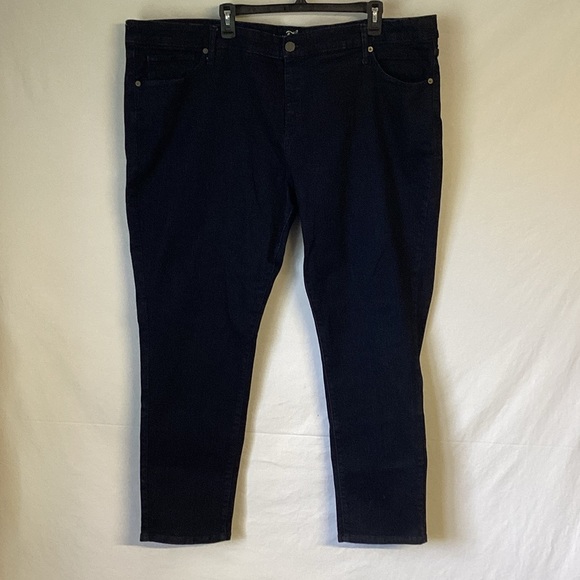 Universal Thread Dark Blue Denim Jeans Size 26WR - Picture 1 of 8